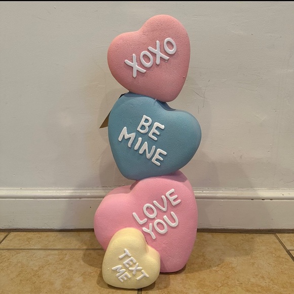 Other - Valentine’s Day Pastel Candy Heart Statue